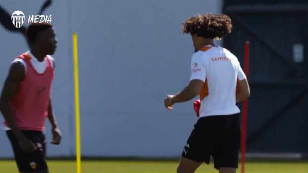 Valencia’s last training before trip to Bilbao